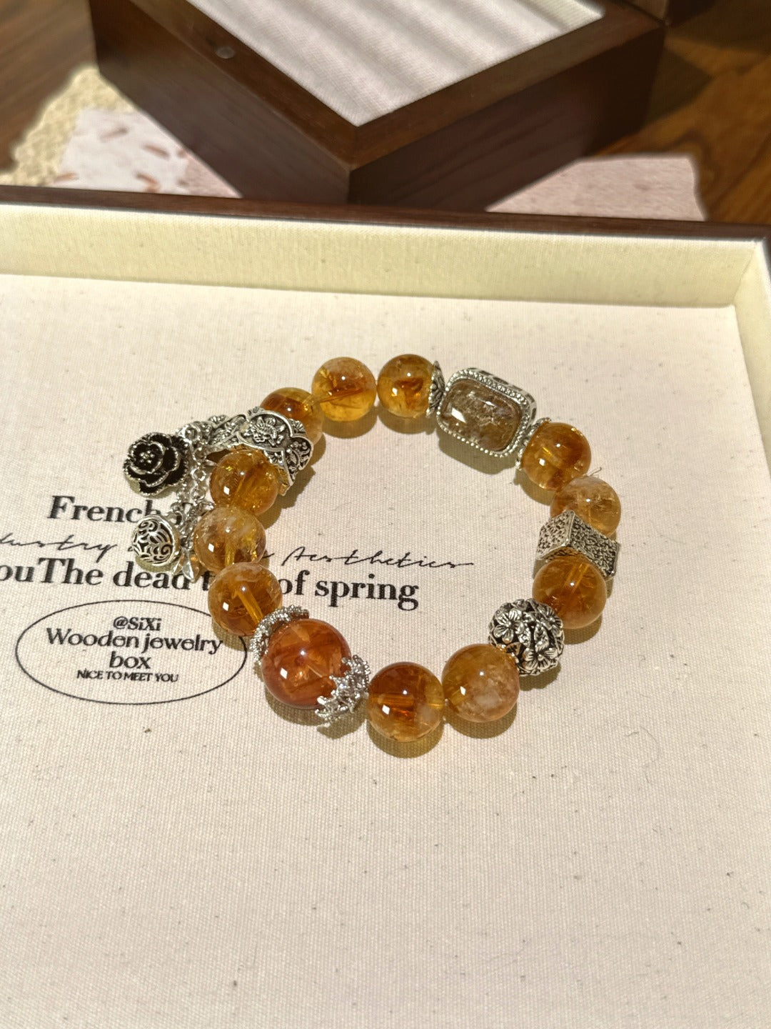 ▫️▪️ Yellow tower crystal red glue flower ghost magic box bracelet